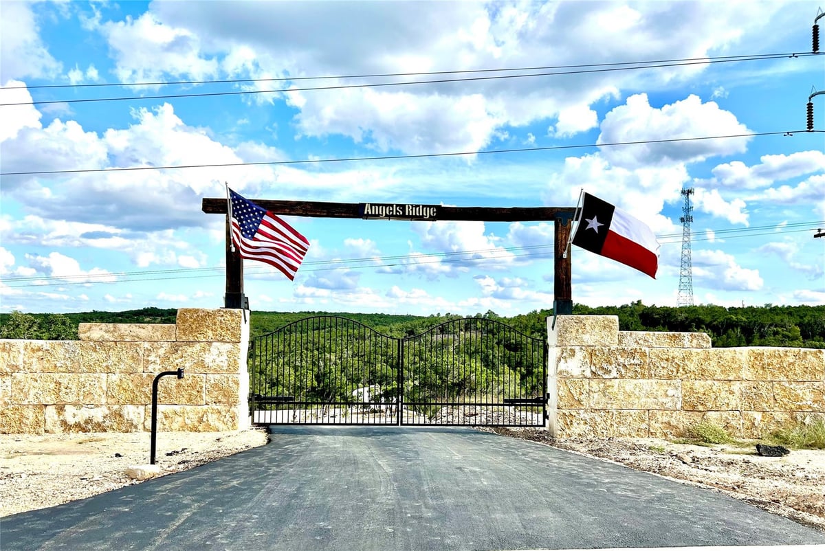 View 256 Clinch Dr in Angels Ridge 256 Clinch Dr - front exterior - Luxury lot in Angels Ridge, Fischer, TX