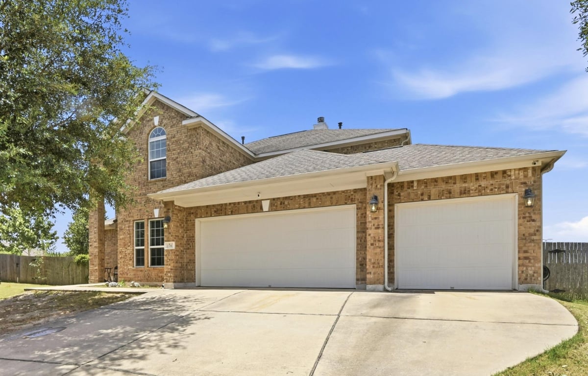 View 258 Tangerine DR in Sunfield Ph Two Sec Four 258 Tangerine DR - front exterior - Luxury home in Sunfield Ph Two Sec Four, Buda, TX