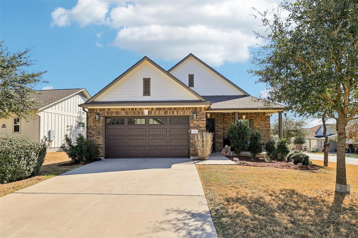 Primary bedroom at 259 Sowing Oak Dr - 2 bed 2 bath home