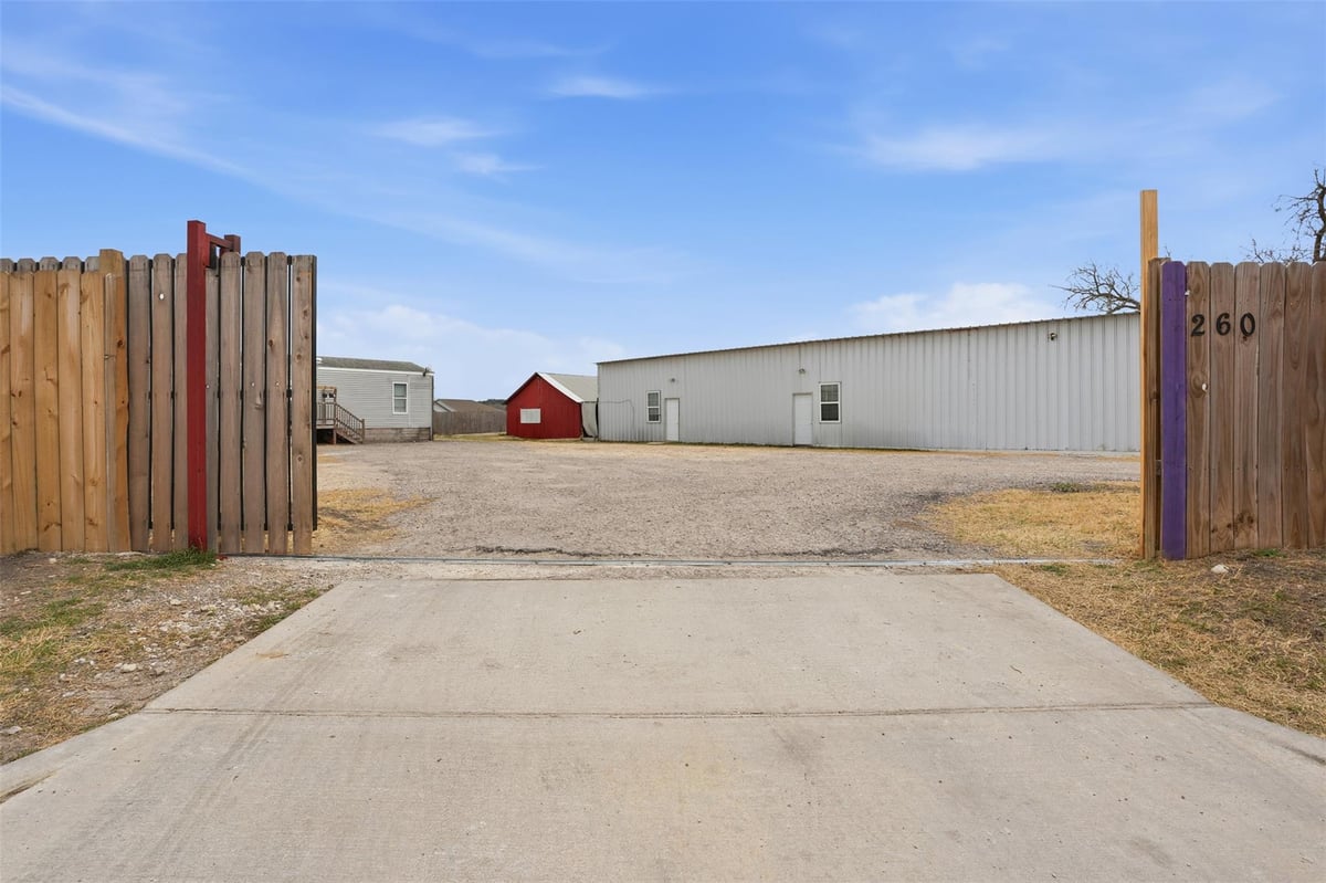 View 260 Ganado Dr in Las Estancias 2 Sub 260 Ganado Dr - front exterior - Luxury home in Las Estancias 2 Sub, Kyle, TX