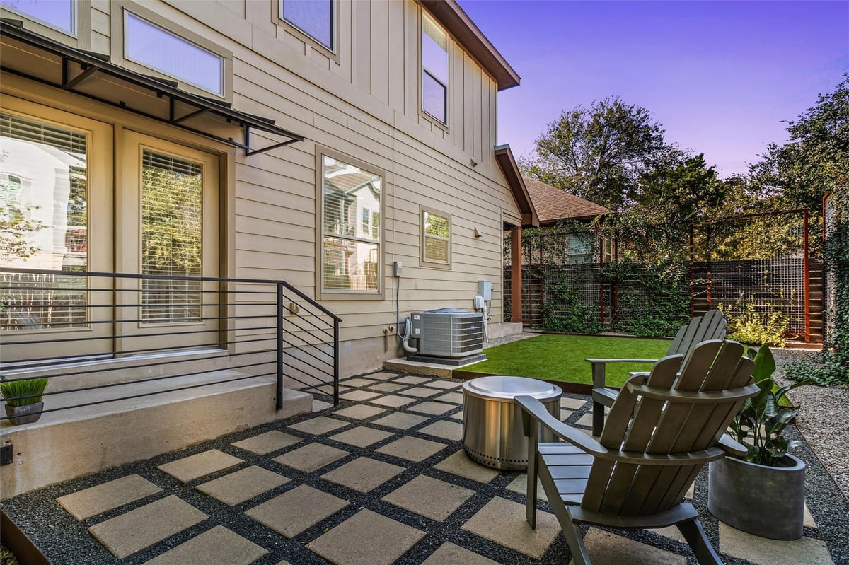 View 2602 Del Curto Rd Unit #G in El Rancho 02 Resub Amd 2602 Del Curto Rd Unit #G - front exterior - Luxury home in El Rancho 02 Resub Amd, Austin, TX