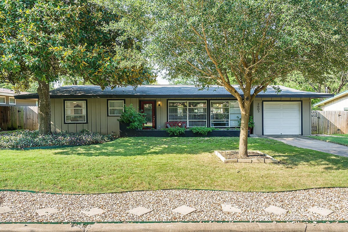 View 2603 Albata Ave in Green Acres 2603 Albata Ave - property photo 1 - Luxury home in Green Acres, Austin, TX