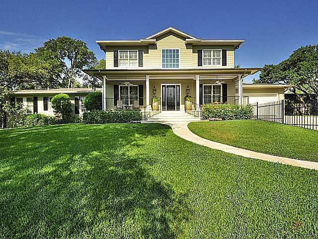 View 2604 HILLVIEW Rd in Tarrytown 2604 HILLVIEW Rd - property photo 1 - Luxury home in Tarrytown, Austin, TX