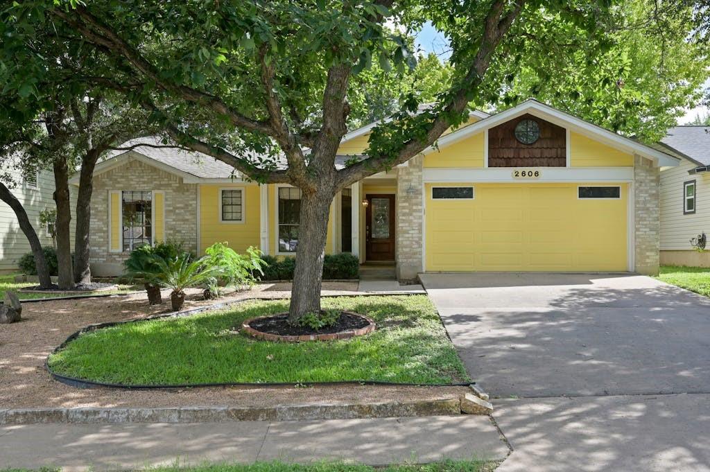View 2606 Brisbane Rd in Cherry Creek 2606 Brisbane Rd - front exterior - Luxury home in Cherry Creek, Austin, TX