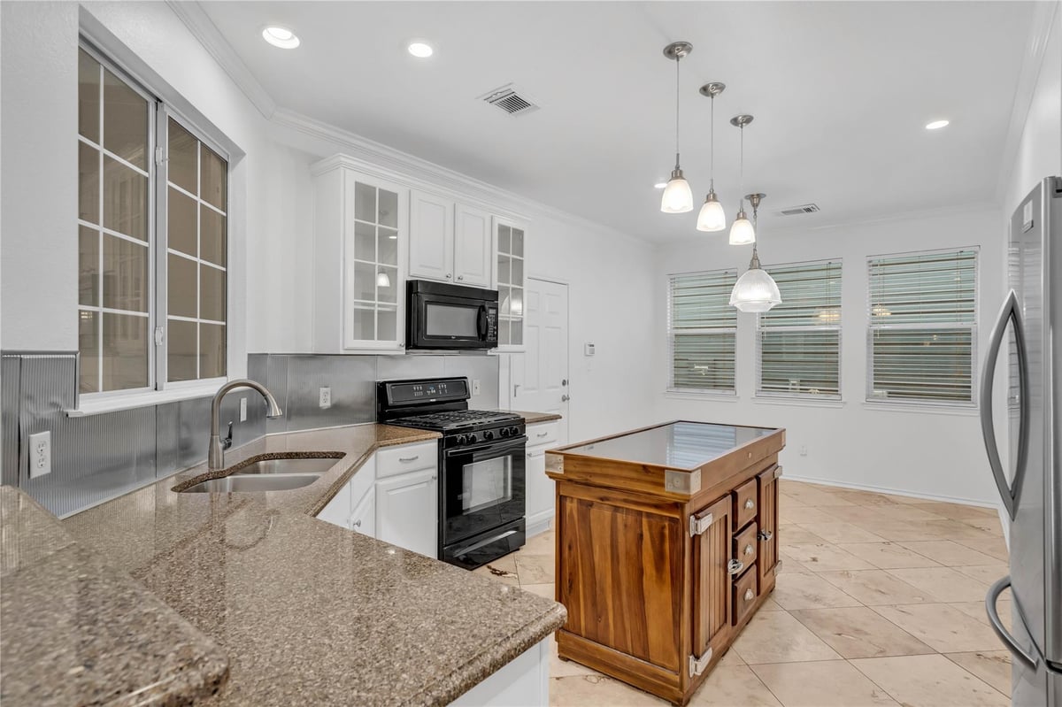 Bathroom at 2606 Kinney Oaks Ct - 3 bed 2 bath home