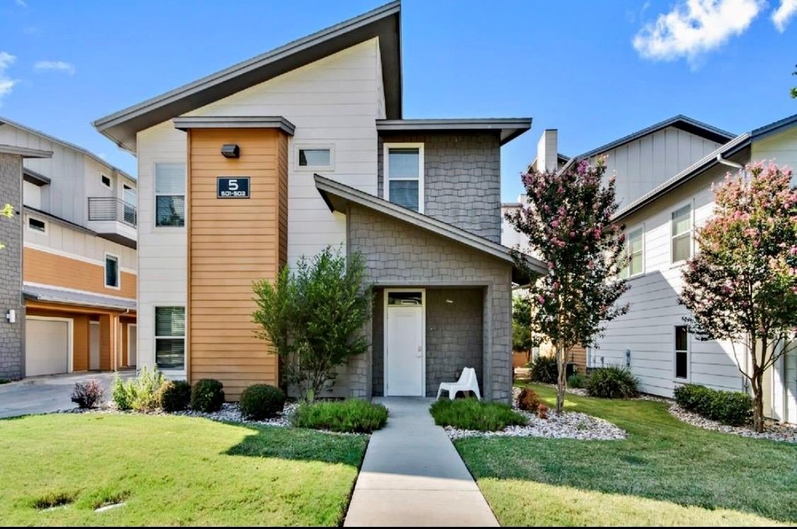 View 2606 Wilson ST Unit #601 in Flats On Wilson Condo A 2606 Wilson ST Unit #601 - property photo 1 - Luxury home in Flats On Wilson Condo A, Austin, TX