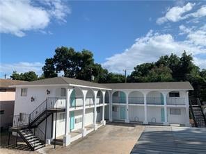 View 2609 E Cesar Chavez ST Unit #104 in Riverview Add 2609 E Cesar Chavez ST Unit #104 - property photo 1 - Luxury home in Riverview Add, Austin, TX