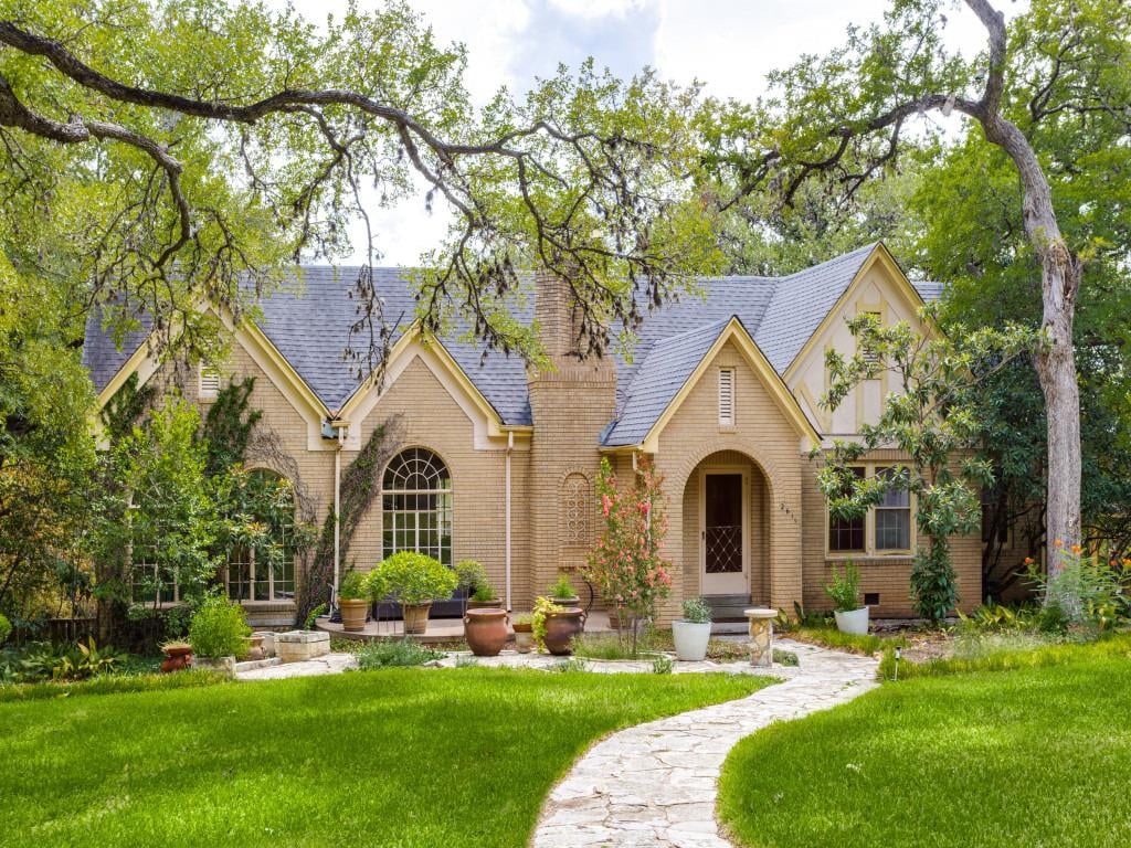 View 2611 Woodmont Ave in Westfield A 2611 Woodmont Ave - property photo 1 - Luxury home in Westfield A, Austin, TX