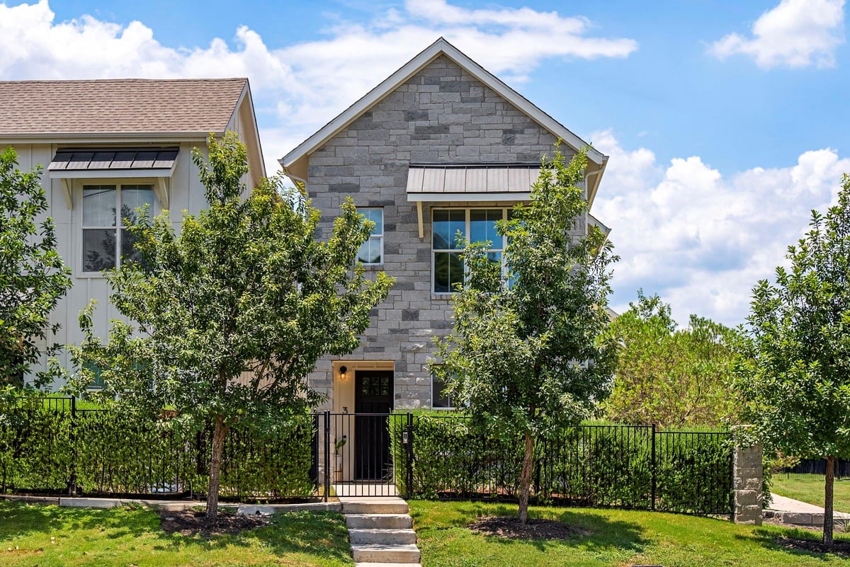 View 2624 Metcalfe Rd Unit #3 in Field House 2624 Metcalfe Rd Unit #3 - front exterior - Luxury home in Field House, Austin, TX