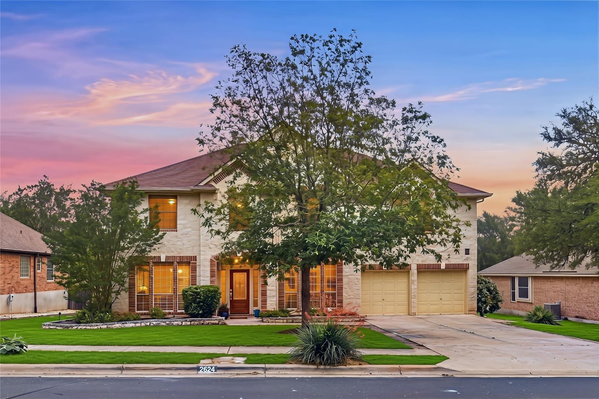 View 2624 Niemann Dr in Southland Oaks Sec 05 2624 Niemann Dr - front exterior - Luxury home in Southland Oaks Sec 05, Austin, TX