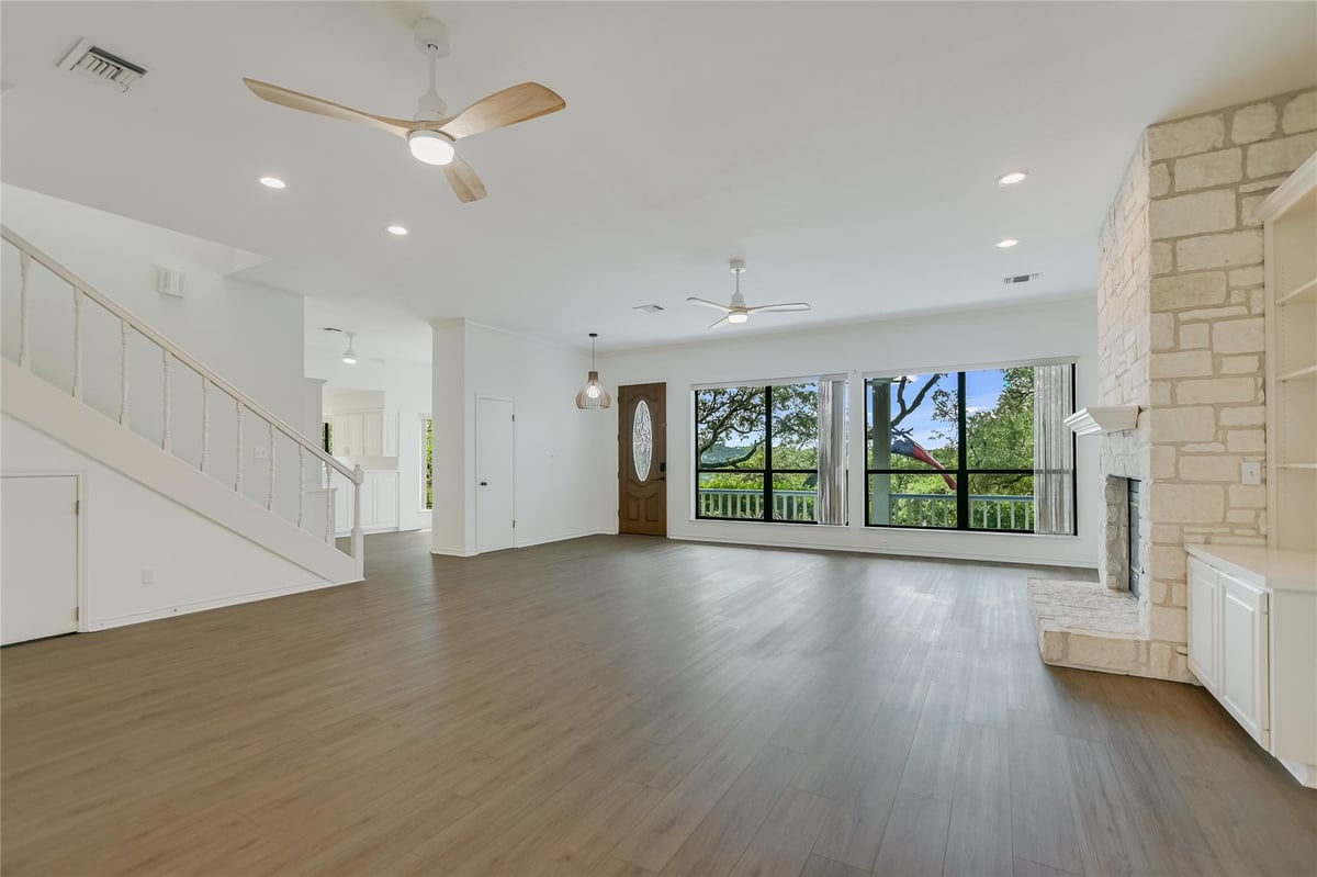 Bathroom at 264 Hill Country Trl - 3 bed 2 bath home