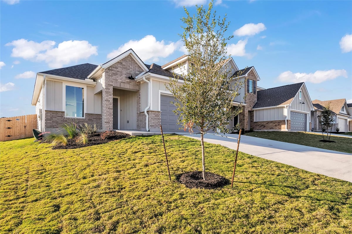 View 270 Boatright Blvd in Eastern Wells 270 Boatright Blvd - front exterior - Luxury home in Eastern Wells, Jarrell, TX