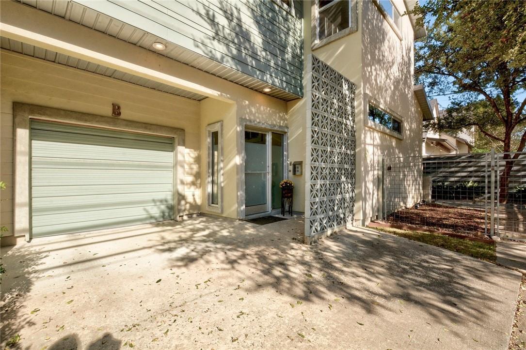 View 2700 B Cherry LN Unit #B in Tarrytown 2700 B Cherry LN Unit #B - property photo 1 - Luxury home in Tarrytown, Austin, TX