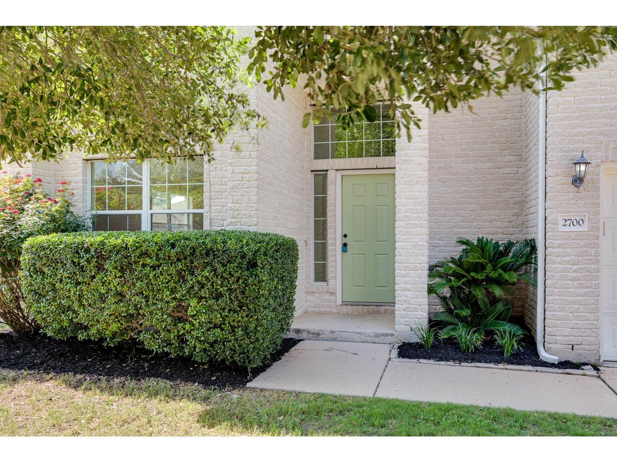 Primary bedroom at 2700 Mission Tejas Dr - 5 bed 3 bath home