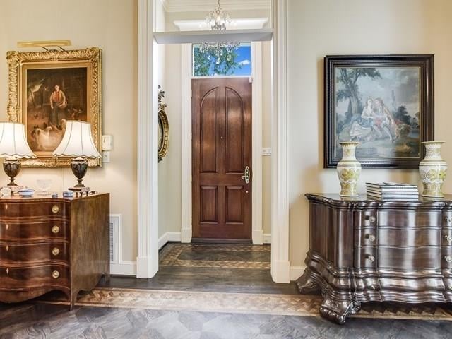View 2701 Hillview Green Ln in Tarrytown 2701 Hillview Green Ln - property photo 1 - Luxury home in Tarrytown, Austin, TX