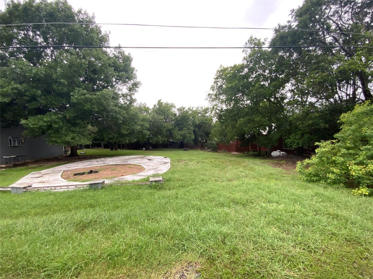 Primary bedroom at 2702 Palomino Dr - Austin Lake Estates Sec 02, Austin, TX