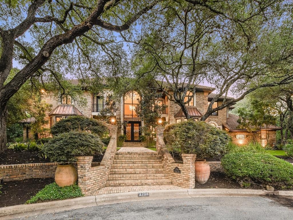 View 2704 Berenson LN in West Rim 2704 Berenson LN - property photo 1 - Luxury home in West Rim, Austin, TX