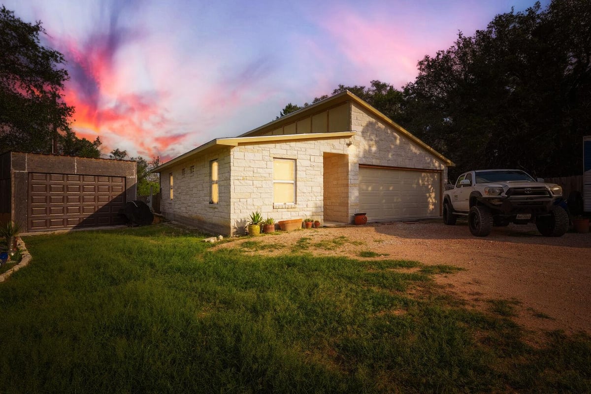 2705 Cory LN - front exterior - Luxury home in Big Bee Creek, Spicewood, TX