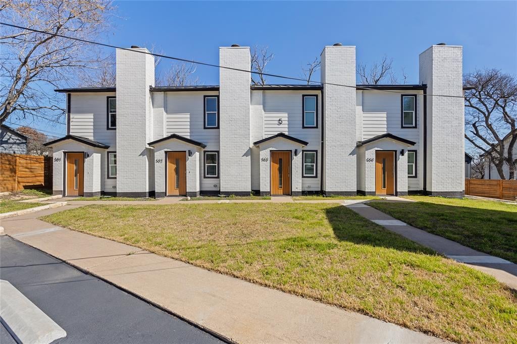 View 2706 Wheless LN Unit #Bldg 5 in Vista Alegre 02 2706 Wheless LN Unit #Bldg 5 - property photo 1 - Luxury home in Vista Alegre 02, Austin, TX
