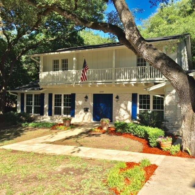 View 2707 Maria Anna Rd in Tarrytown 2707 Maria Anna Rd - property photo 1 - Luxury home in Tarrytown, Austin, TX