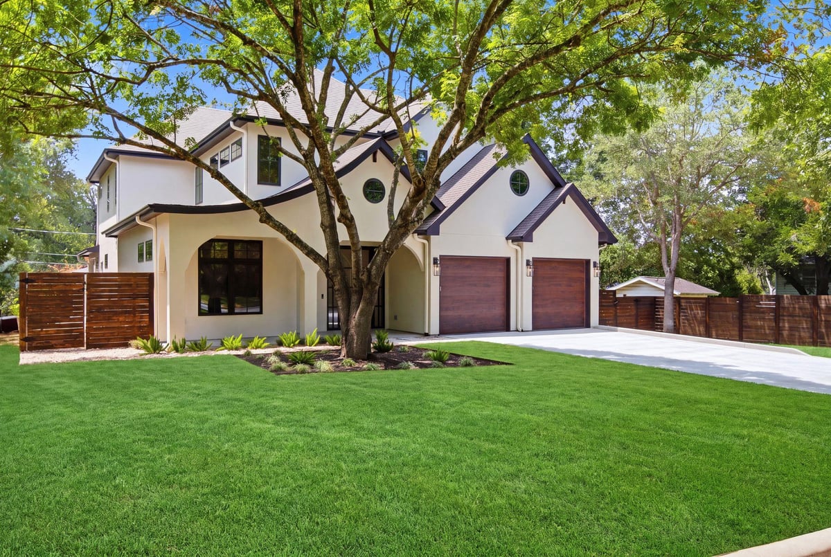 2707 White Horse TRL - property photo 1 - Luxury home in Allandale Oaks, Austin, TX