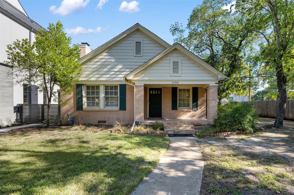 View 2708 Bowman Ave in Tarry Town 2708 Bowman Ave - front exterior - Luxury home in Tarry Town, Austin, TX