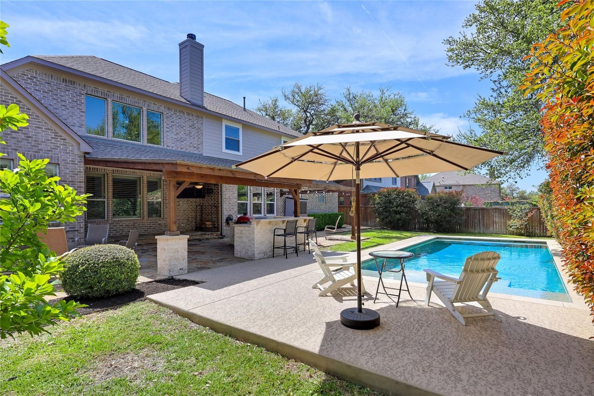 Living area at 2709 Brindisi Way - 4 bed 3 bath home