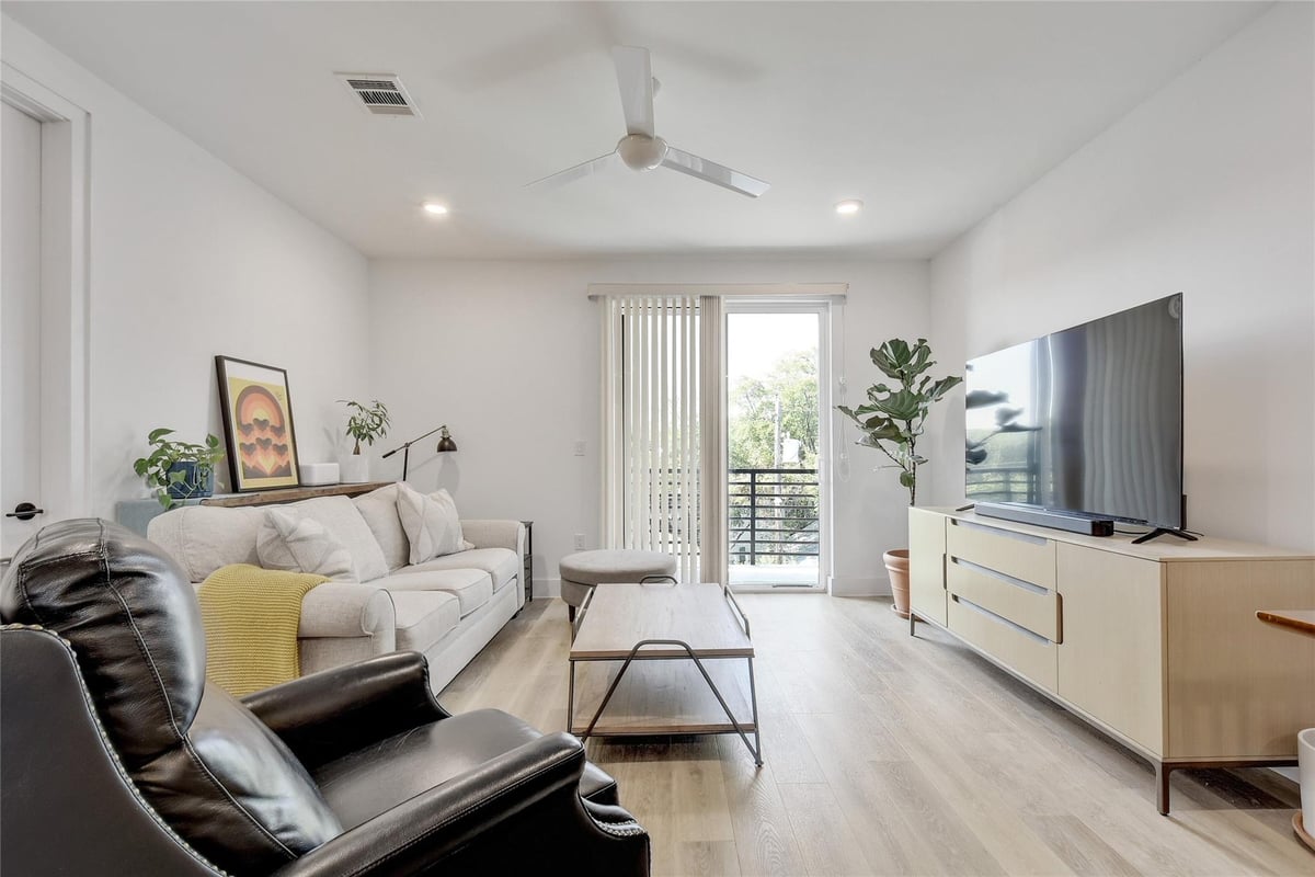 Living area at 2709 E 5th St Unit #2305 - 2 bed 1 bath home