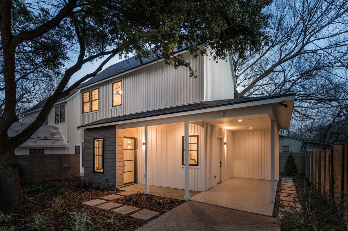 View 2709 Stacy Ln Unit #2 in Pearson 2709 Stacy Ln Unit #2 - front exterior - Luxury home in Pearson, Austin, TX