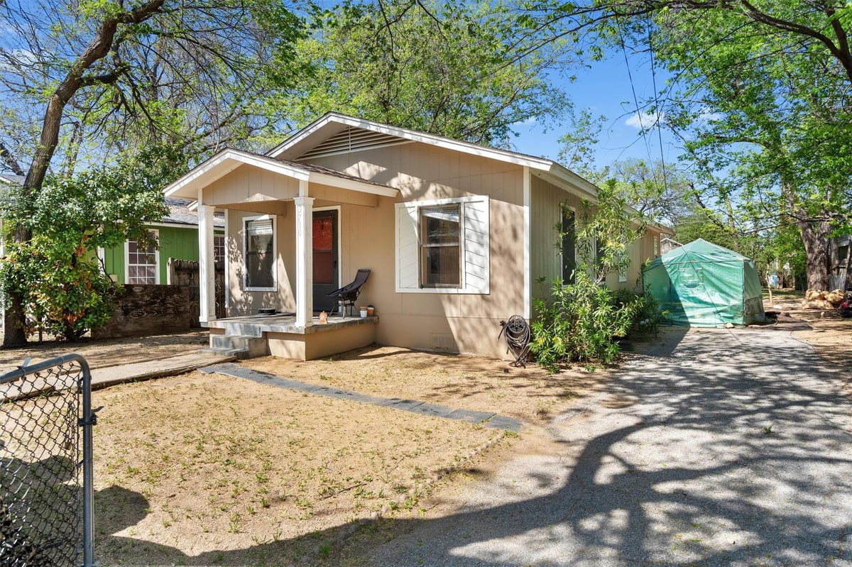 Living area at 2710 E 3rd St - 3 bed 2 bath home