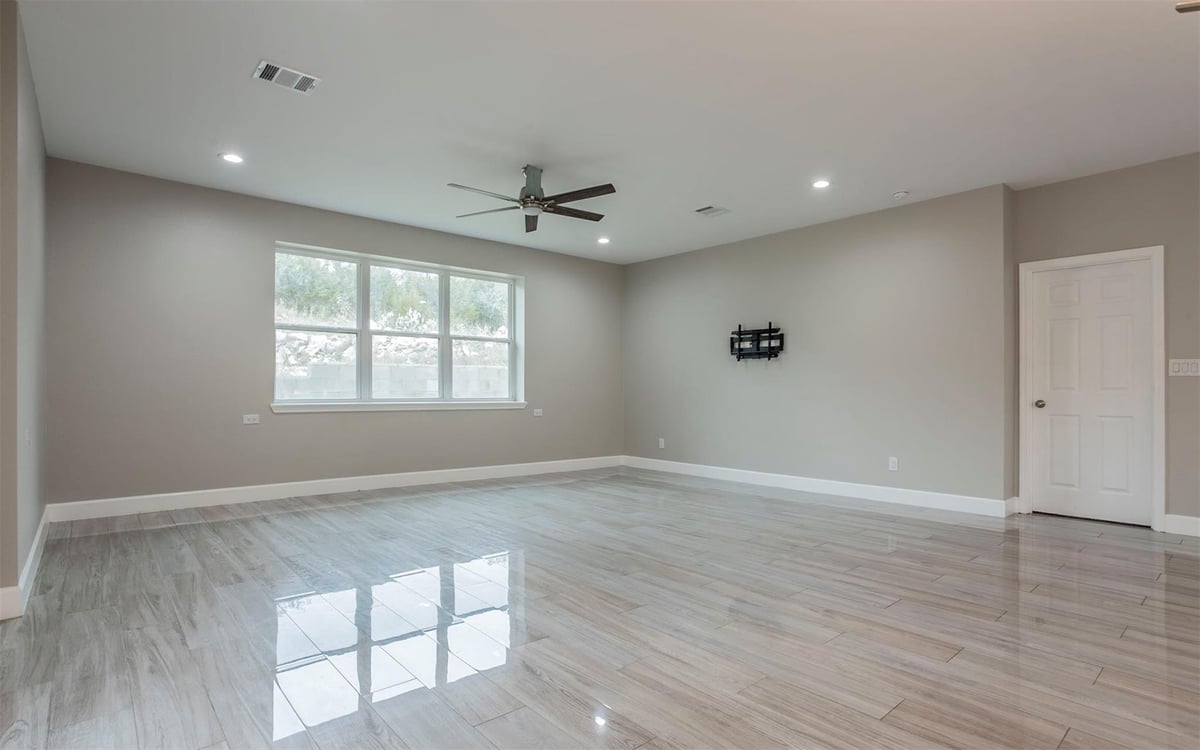 Primary bedroom at 2718 Leslie Ln - 4 bed 2 bath home