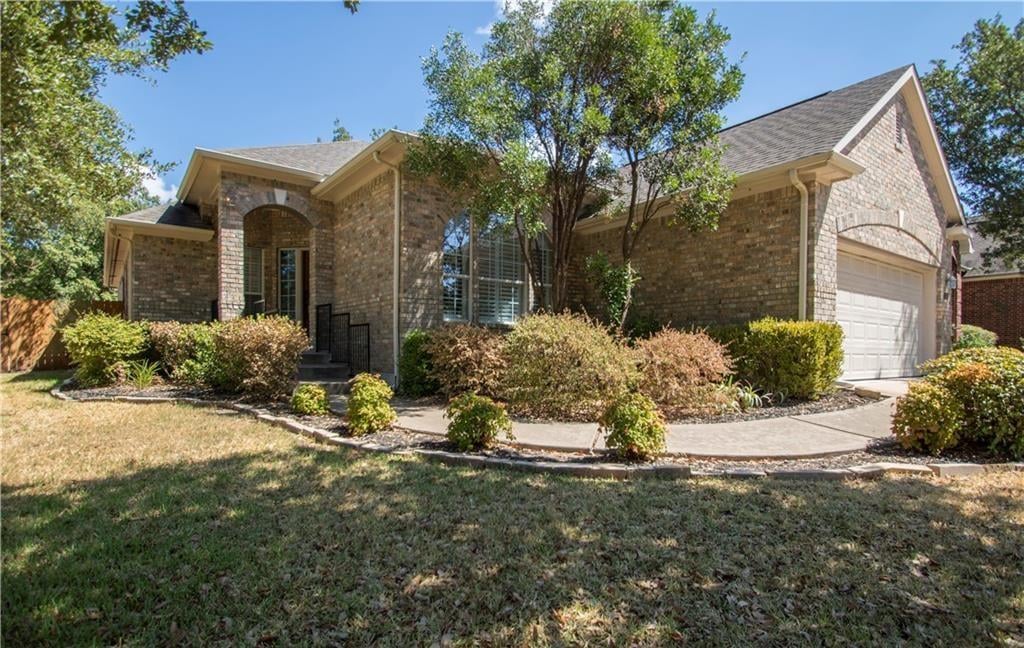 View 2726 Grimes Ranch Rd in Steiner Ranch Ph 01 Sec 05b 2726 Grimes Ranch Rd - property photo 1 - Luxury home in Steiner Ranch Ph 01 Sec 05b, Austin, TX