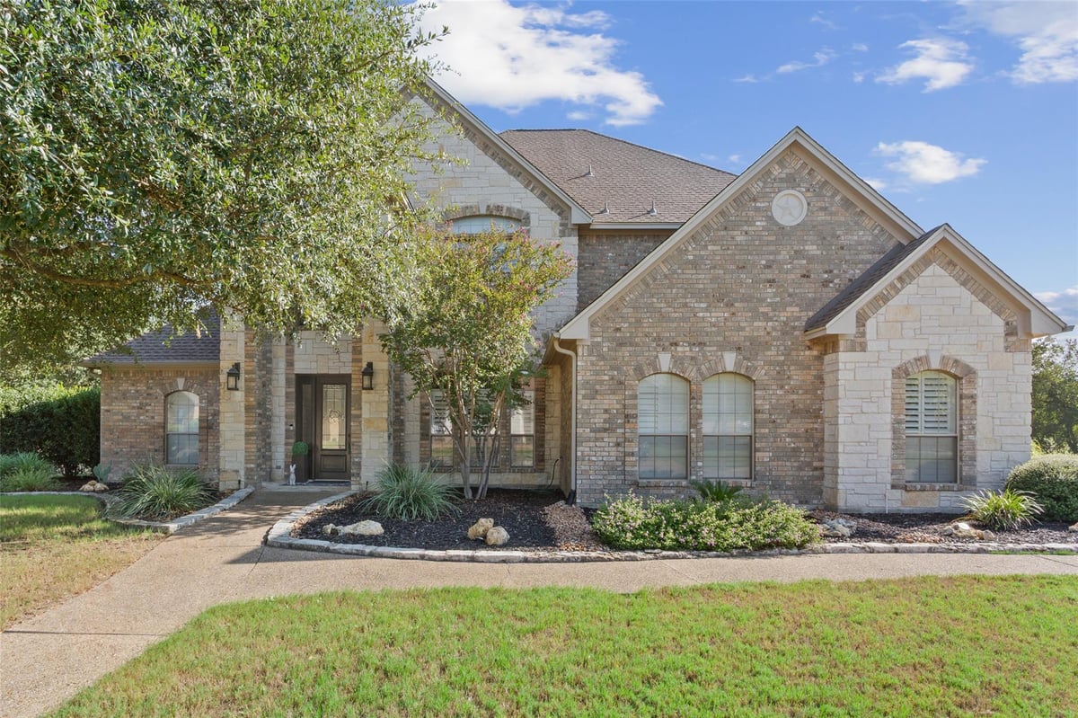 View 2726 Winners Cir in Mill Creek Spgs Ph Ii 2726 Winners Cir - front exterior - Luxury home in Mill Creek Spgs Ph Ii, Salado, TX