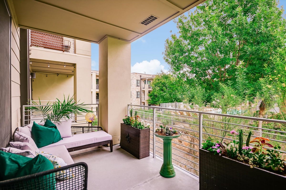 View 2733 Dulce LN Unit #623 in Denizen Condo Amd 2733 Dulce LN Unit #623 - property photo 1 - Luxury home in Denizen Condo Amd, Austin, TX