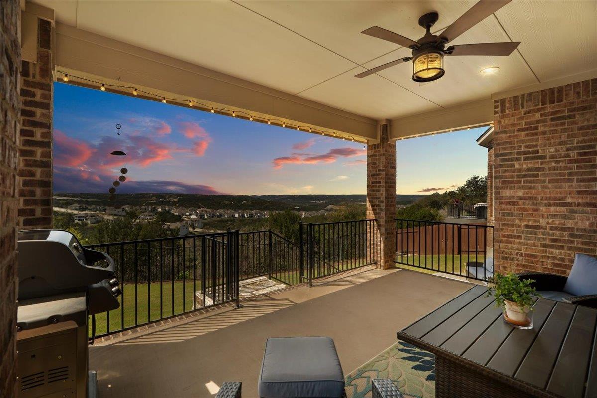 View 2733 Painted Sky Bnd in Bluffs/Crystal Falls Ph 3n Sec 2733 Painted Sky Bnd - front exterior - Luxury home in Bluffs/Crystal Falls Ph 3n Sec, Leander, TX