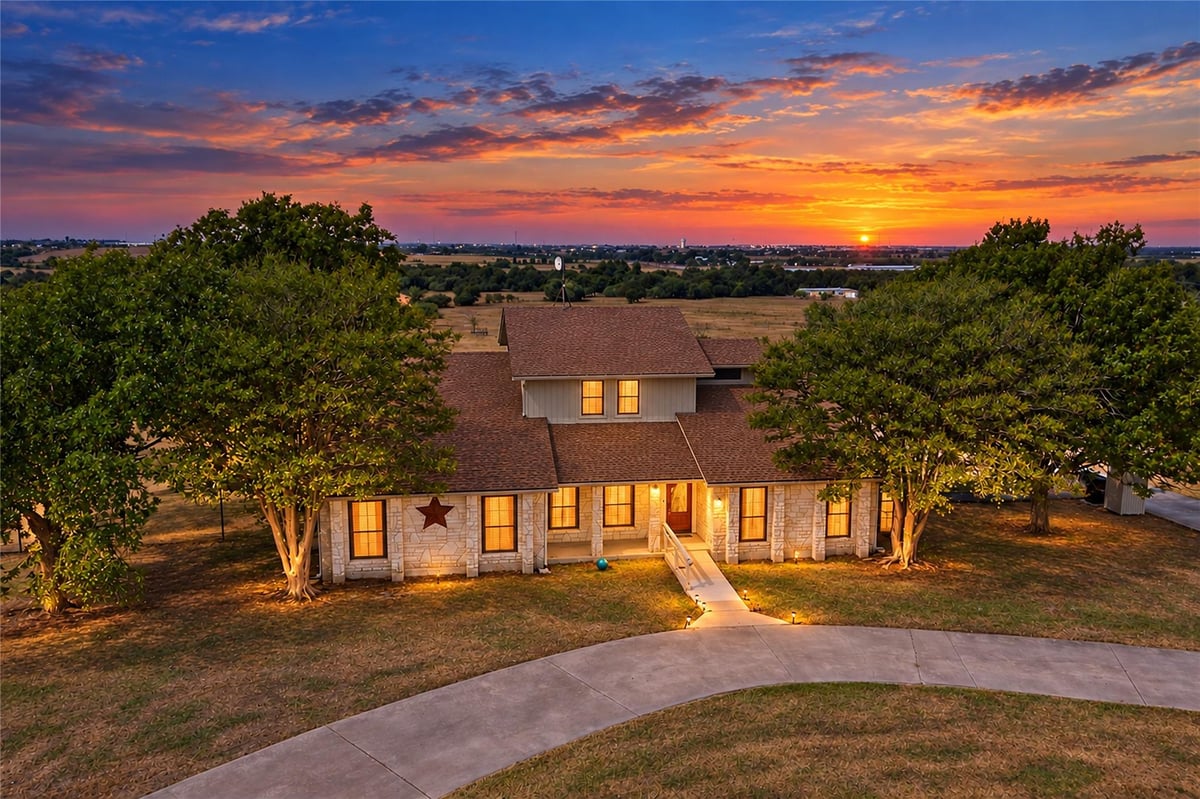 View 2750 County Road 100 in Hutto 2750 County Road 100, photo 1 of 40, Hutto, Hutto, TX