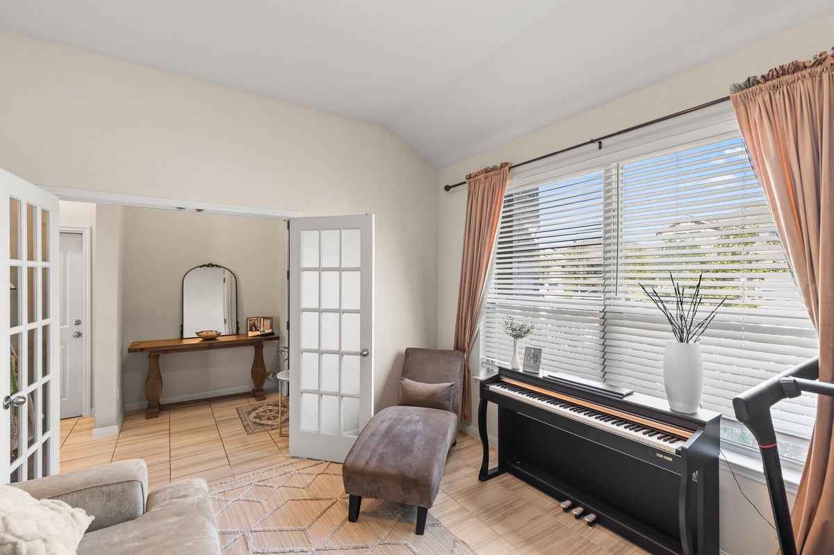 Primary bedroom at 276 FINSTOWN St - 4 bed 3 bath home