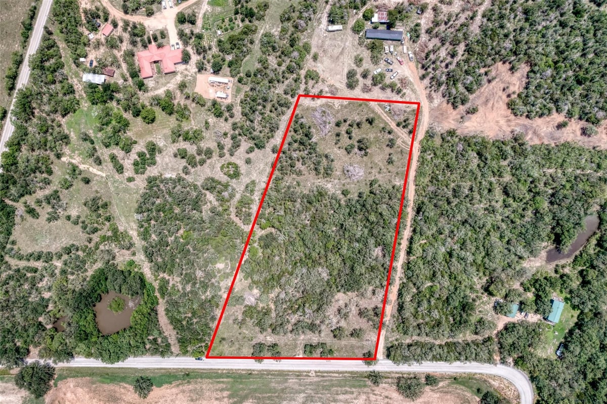 View 279 Earl Callahan Rd Unit #A in Cross Creek Acres 279 Earl Callahan Rd Unit #A - front exterior - Luxury lot in Cross Creek Acres, Cedar Creek, TX
