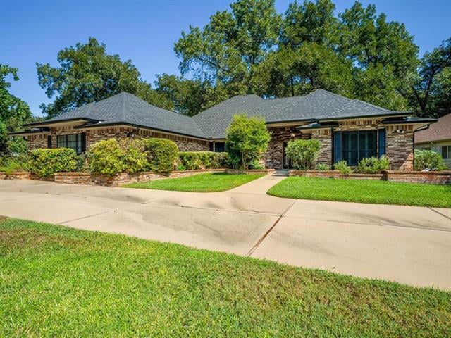 View 279 Quail ST in Meadowlakes 279 Quail ST, photo 1 of 40, Meadowlakes, Meadowlakes, TX