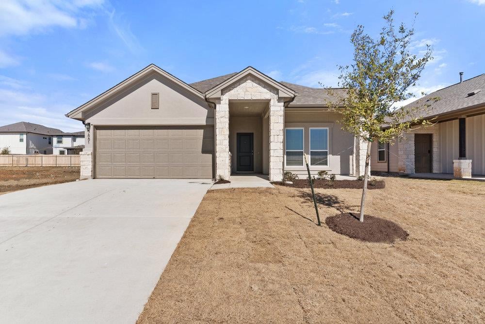 280 Pale Horse BND, photo 1 of 15, Buda, Buda, TX