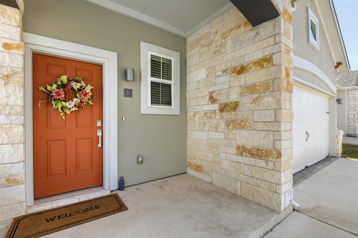 View 2800 Joe Dimaggio BLVD Unit #21 in Round Rock 2800 Joe Dimaggio BLVD Unit #21, photo 1 of 32, Round Rock, Round Rock, TX