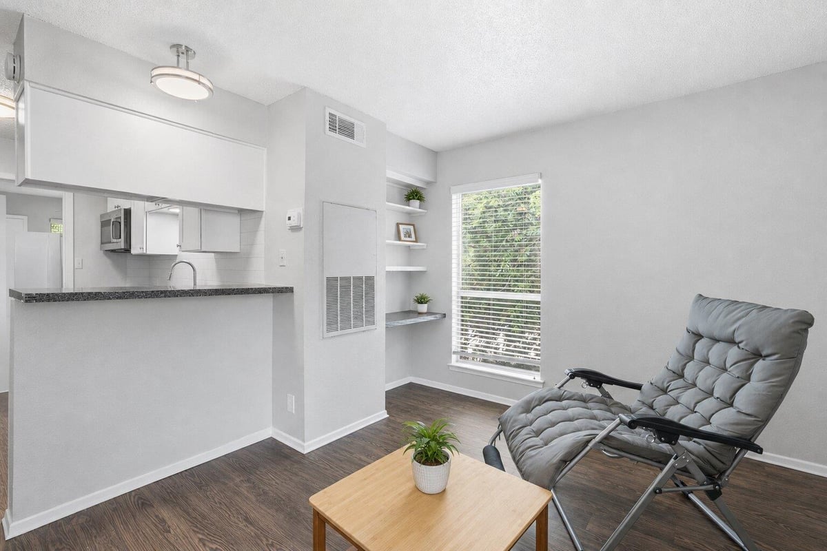 View 2801 Hemphill PARK Unit #A301 in Quarters Condos 2801 Hemphill PARK Unit #A301 - front exterior - Luxury home in Quarters Condos, Austin, TX