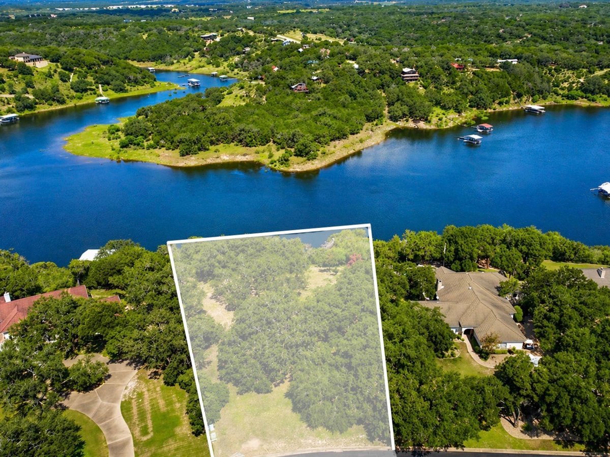 View 2802 Marina Shores DR in The Ranch Sec 04 (Barton Creek Lakeside) 2802 Marina Shores DR - front exterior - Luxury lot in The Ranch Sec 04 (Barton Creek Lakeside), Spicewood, TX