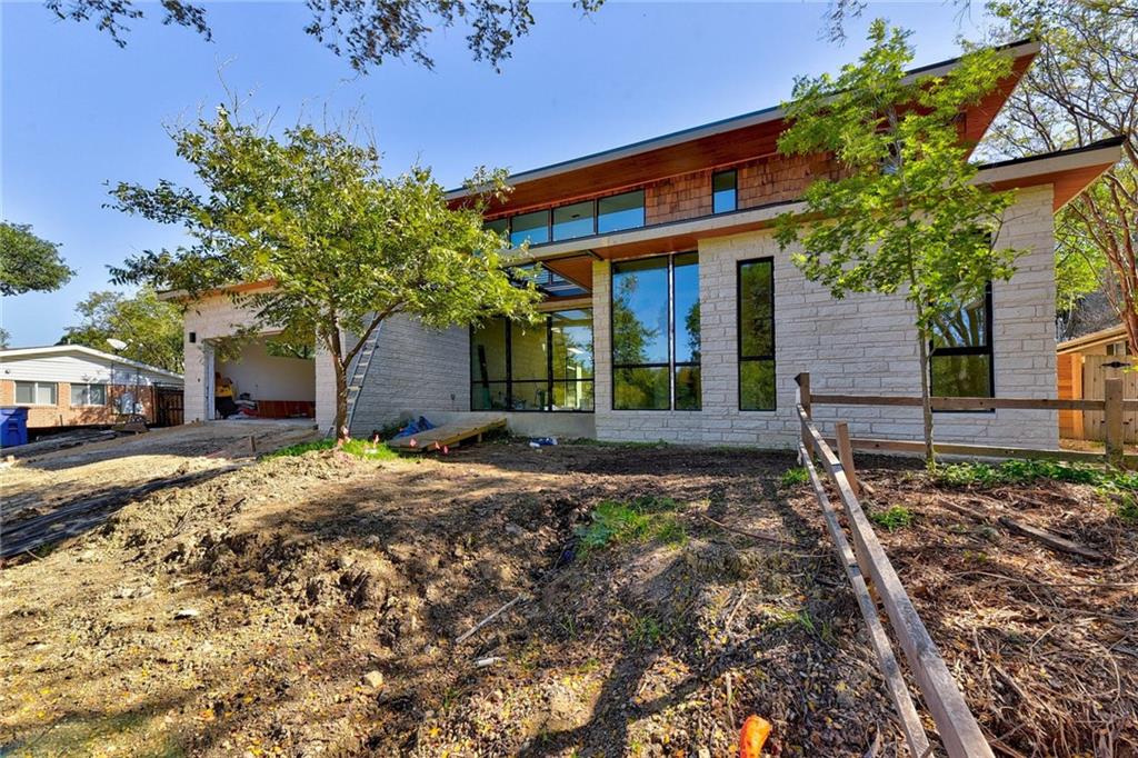 View 2803 Oakhaven DR in Barton Hills Sec 01 2803 Oakhaven DR - property photo 1 - Luxury home in Barton Hills Sec 01, Austin, TX
