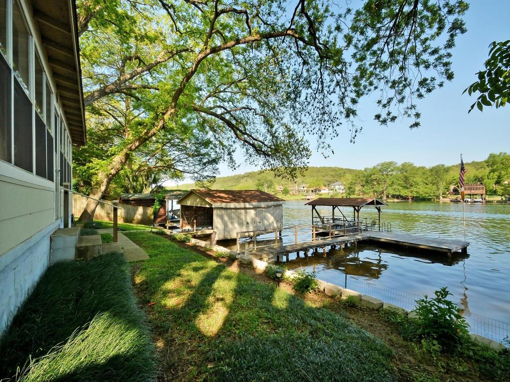 View 2804 EDGEWATER Dr in Lake Austin 2804 EDGEWATER Dr - property photo 1 - Luxury home in Lake Austin, Austin, TX