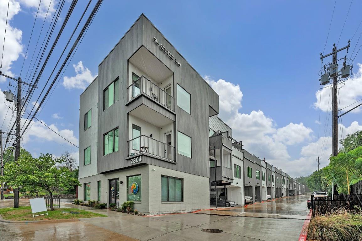 View 2804 S 1st St Unit #1112 in The Guild 2804 S 1st St Unit #1112 - front exterior - Luxury home in The Guild, Austin, TX