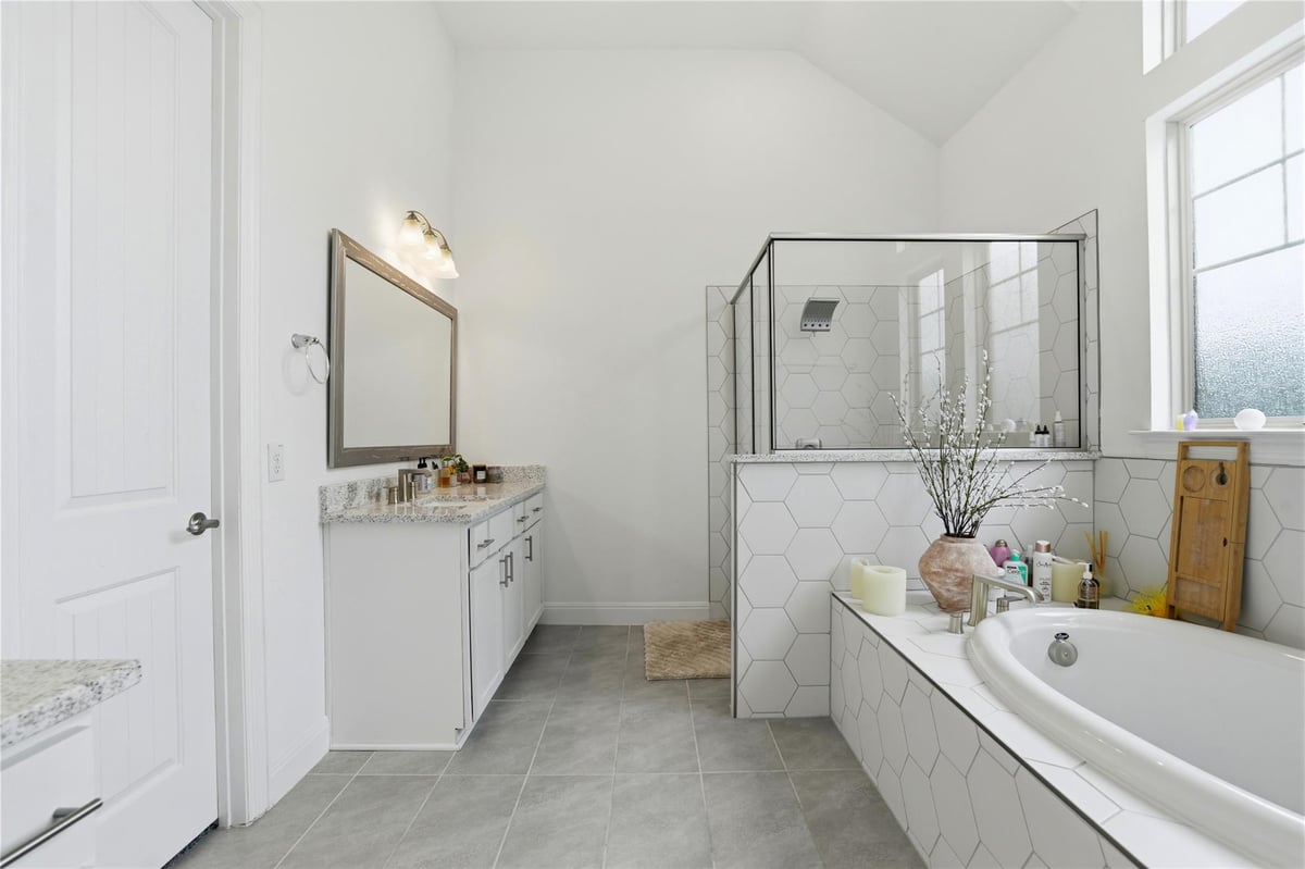 Bathroom at 2804 Stone Branch Dr - 4 bed 3 bath home