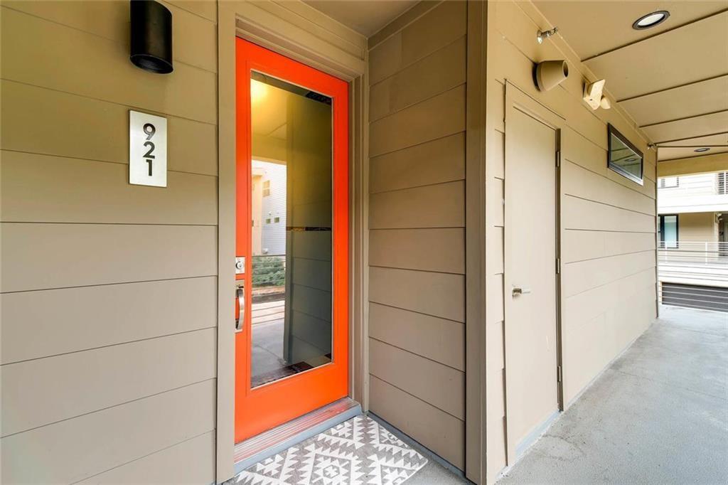 View 2804 Treble LN Unit #921 in Denizen Condo Amd 2804 Treble LN Unit #921 - property photo 1 - Luxury home in Denizen Condo Amd, Austin, TX