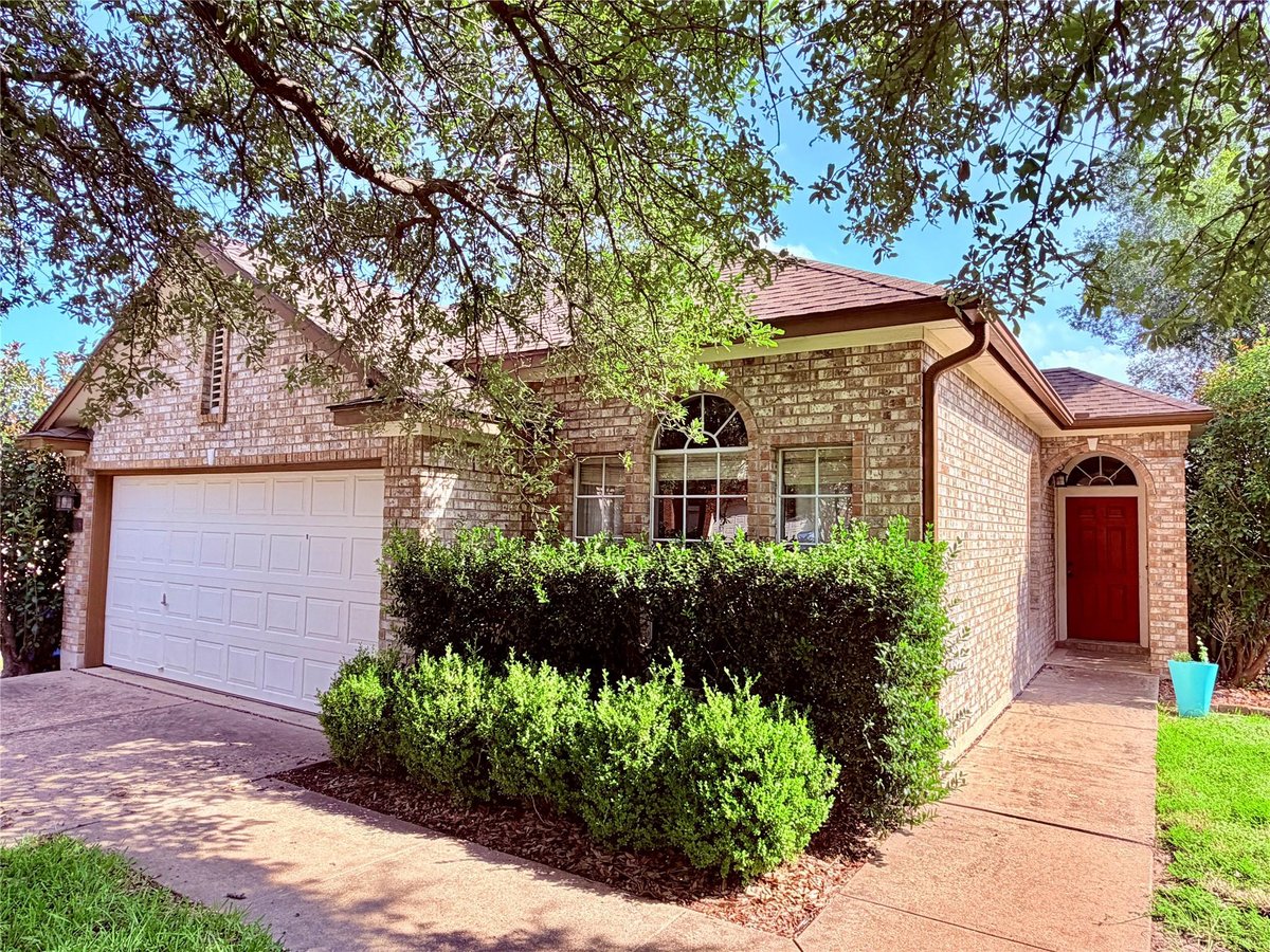 View 2805 Feathercrest DR in Bratton Park Sec 02 2805 Feathercrest DR - front exterior - Luxury home in Bratton Park Sec 02, Austin, TX