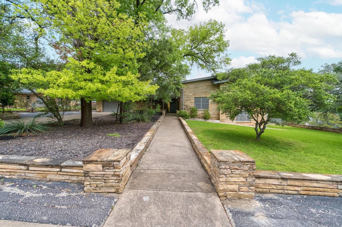 Primary bedroom at 2805 Hatley Dr - 5 bed 3 bath home